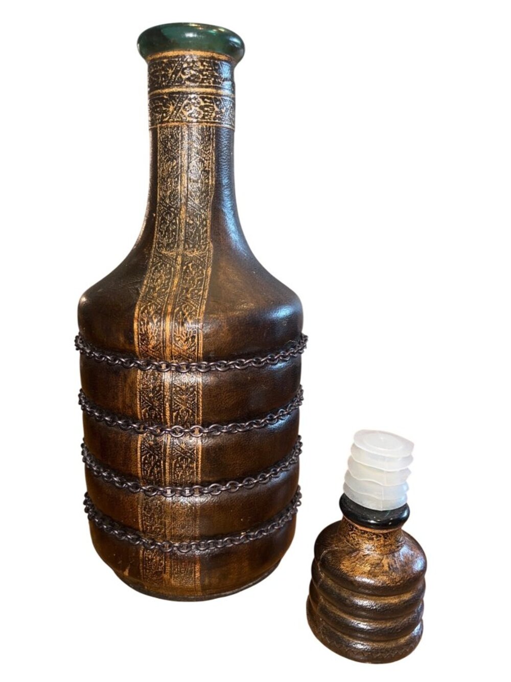 Italian Leather Whiskey Decanter With Chains Vintage Mid-Century Barware 1960s - Picture 2 of 7